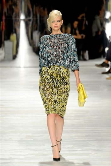 Fotoservizio/SS 2012/WOMEN/ICEBERG/28