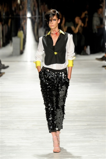 Fotoservizio/SS 2012/WOMEN/ICEBERG/42