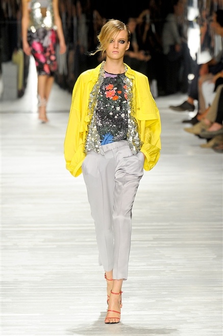 Fotoservizio/SS 2012/WOMEN/ICEBERG/36