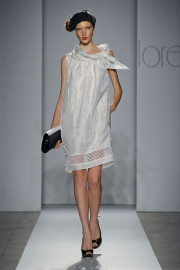 Fotoservizio/SS 2012/WOMEN/LORENZO RIVA/1