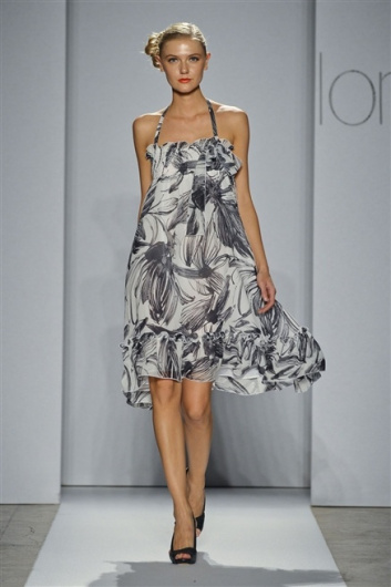 Fotoservizio/SS 2012/WOMEN/LORENZO RIVA/11