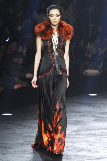 Fotoservizio/FW 2014-2015/WOMEN/ROBERTO CAVALLI/DP1/35