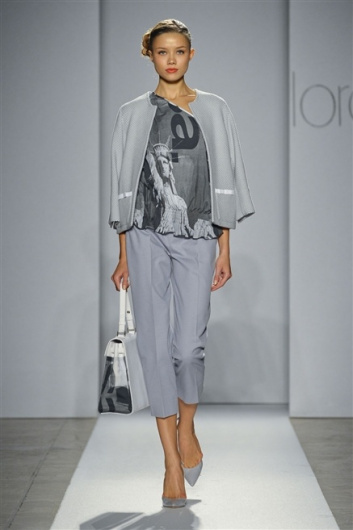 Fotoservizio/SS 2012/WOMEN/LORENZO RIVA/17