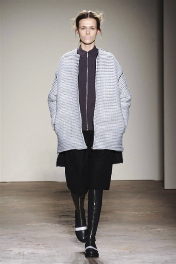 Fotoservizio/FW 2014-2015/WOMEN/GABRIELE COLANGELO/DP1/5