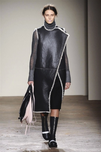 Fotoservizio/FW 2014-2015/WOMEN/GABRIELE COLANGELO/DP1/6