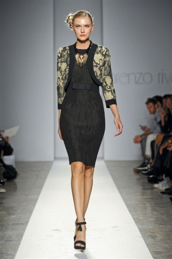 Fotoservizio/SS 2012/WOMEN/LORENZO RIVA/36