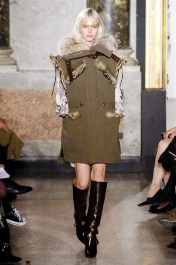 Fotoservizio/FW 2014-2015/WOMEN/EMILIO PUCCI/DP1/19