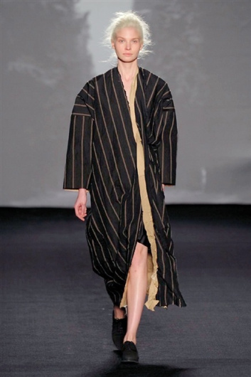 Fotoservizio/FW 2014-2015/WOMEN/UMA WANG/DP1/35