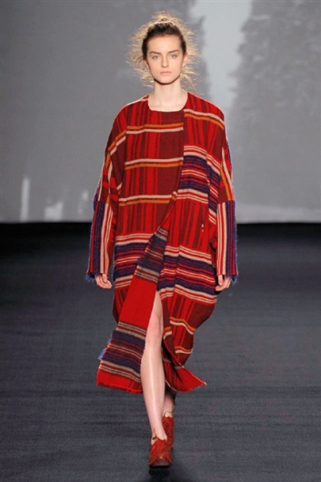 Fotoservizio/FW 2014-2015/WOMEN/UMA WANG/DP1/3
