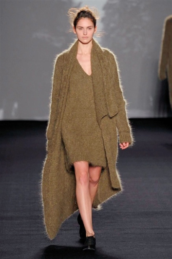 Fotoservizio/FW 2014-2015/WOMEN/UMA WANG/DP1/18