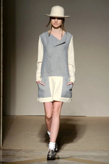 Fotoservizio/FW 2014-2015/WOMEN/GRINKO/DP1/25