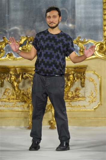 Fotoservizio/SS 2012/WOMEN/MARCO DE VINCENZO/34