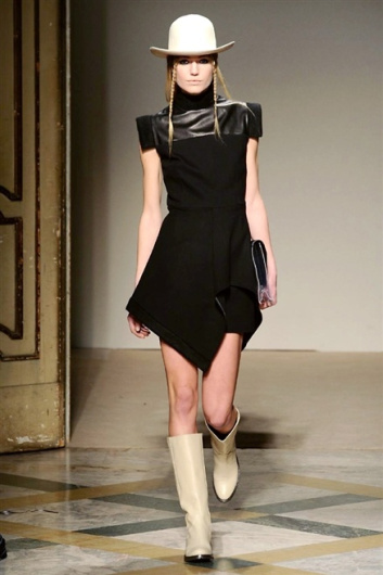 Fotoservizio/FW 2014-2015/WOMEN/GRINKO/DP1/6