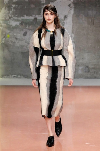 Fotoservizio/FW 2014-2015/WOMEN/MARNI/DP1/32