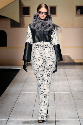 Fotoservizio/FW 2014-2015/WOMEN/LAURA BIAGIOTTI/DP1/0