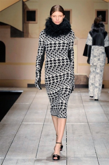 Fotoservizio/FW 2014-2015/WOMEN/LAURA BIAGIOTTI/DP1/1