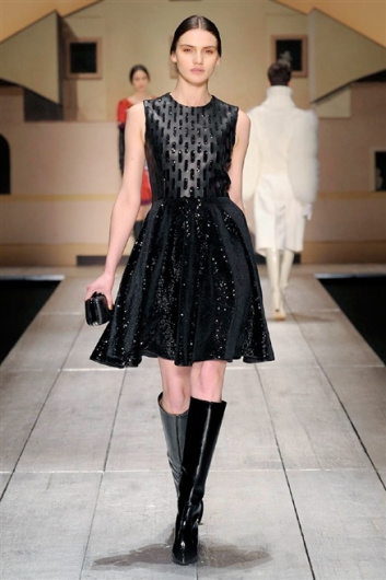 Fotoservizio/FW 2014-2015/WOMEN/LAURA BIAGIOTTI/DP1/10