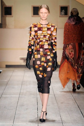 Fotoservizio/FW 2014-2015/WOMEN/LAURA BIAGIOTTI/DP1/18