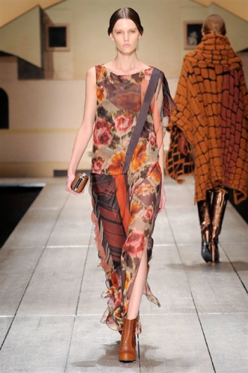 Fotoservizio/FW 2014-2015/WOMEN/LAURA BIAGIOTTI/DP1/21
