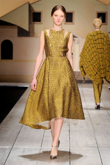 Fotoservizio/FW 2014-2015/WOMEN/LAURA BIAGIOTTI/DP1/25