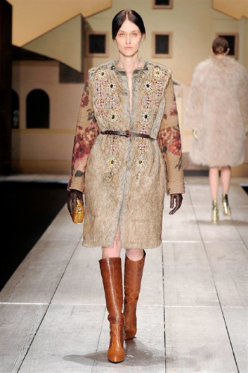 Fotoservizio/FW 2014-2015/WOMEN/LAURA BIAGIOTTI/DP1/28