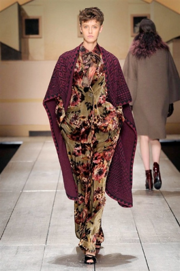 Fotoservizio/FW 2014-2015/WOMEN/LAURA BIAGIOTTI/DP1/32