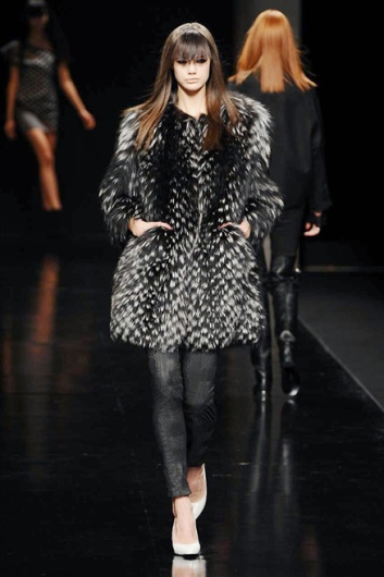 Fotoservizio/FW 2014-2015/WOMEN/JOHN RICHMOND/DP1/10