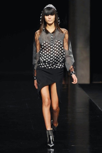 Fotoservizio/FW 2014-2015/WOMEN/JOHN RICHMOND/DP1/14