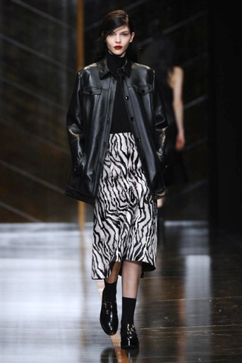 Fotoservizio/FW 2014-2015/WOMEN/TRUSSARDI/DP1/2