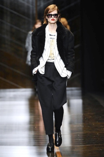 Fotoservizio/FW 2014-2015/WOMEN/TRUSSARDI/DP1/8