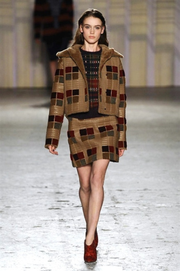 Fotoservizio/FW 2014-2015/WOMEN/MARCO DE VINCENZO/DP1/11