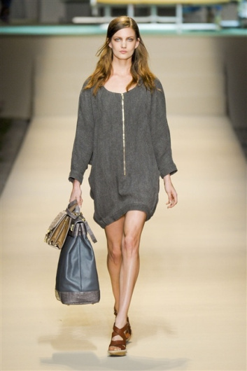 Fotoservizio/SS 2012/WOMEN/TRUSSARDI/13