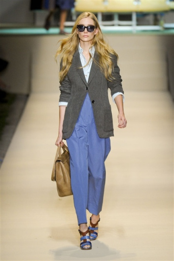 Fotoservizio/SS 2012/WOMEN/TRUSSARDI/14