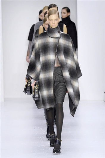 Fotoservizio/FW 2014-2015/WOMEN/SALVATORE FERRAGAMO/DP1/37