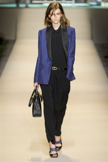 Fotoservizio/SS 2012/WOMEN/TRUSSARDI/16