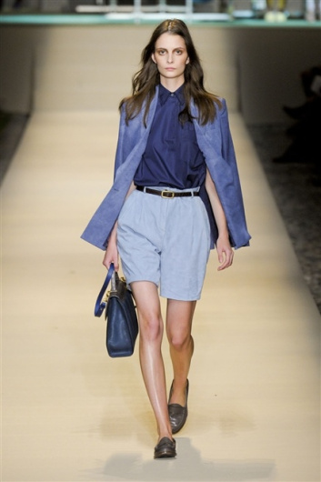 Fotoservizio/SS 2012/WOMEN/TRUSSARDI/18