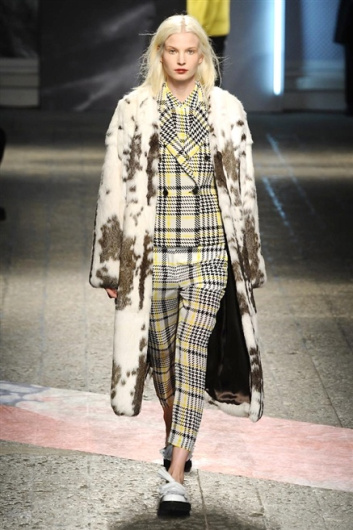 Fotoservizio/FW 2014-2015/WOMEN/MSGM/DP1/28