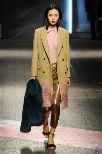 Fotoservizio/FW 2014-2015/WOMEN/MSGM/DP1/32