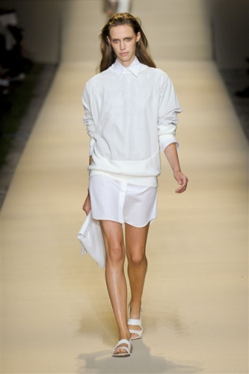 Fotoservizio/SS 2012/WOMEN/TRUSSARDI/28