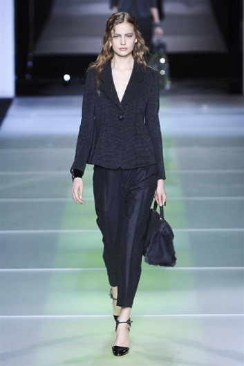 Fotoservizio/FW 2014-2015/WOMEN/GIORGIO ARMANI/DP1/6