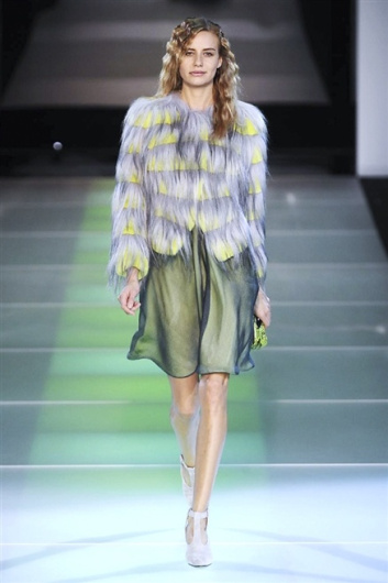 Fotoservizio/FW 2014-2015/WOMEN/GIORGIO ARMANI/DP1/22