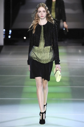 Fotoservizio/FW 2014-2015/WOMEN/GIORGIO ARMANI/DP1/23