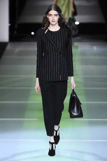 Fotoservizio/FW 2014-2015/WOMEN/GIORGIO ARMANI/DP1/28