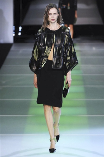 Fotoservizio/FW 2014-2015/WOMEN/GIORGIO ARMANI/DP1/33
