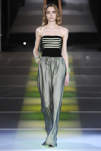 Fotoservizio/FW 2014-2015/WOMEN/GIORGIO ARMANI/DP1/39