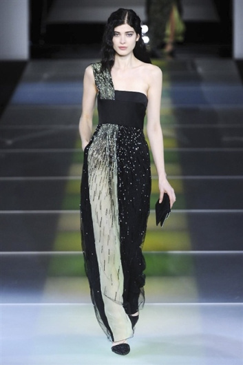 Fotoservizio/FW 2014-2015/WOMEN/GIORGIO ARMANI/DP1/49