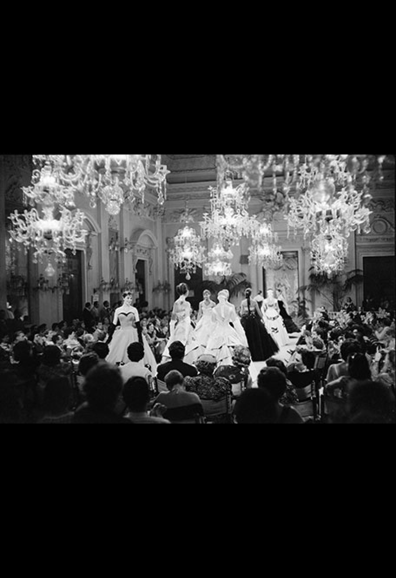 “The Glamour of Italian Fashion. 1945-2014” al V&A di Londra