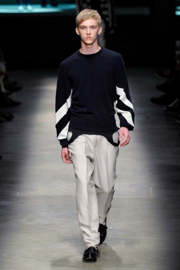 Fotoservizio/SS 2015/MEN/ERMENEGILDO ZEGNA/DP2/9
