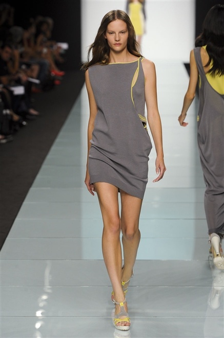Fotoservizio/SS 2012/WOMEN/ANTEPRIMA/11