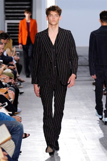 Fotoservizio/SS 2015/MEN/COSTUME NATIONAL HOMME/DP1/13